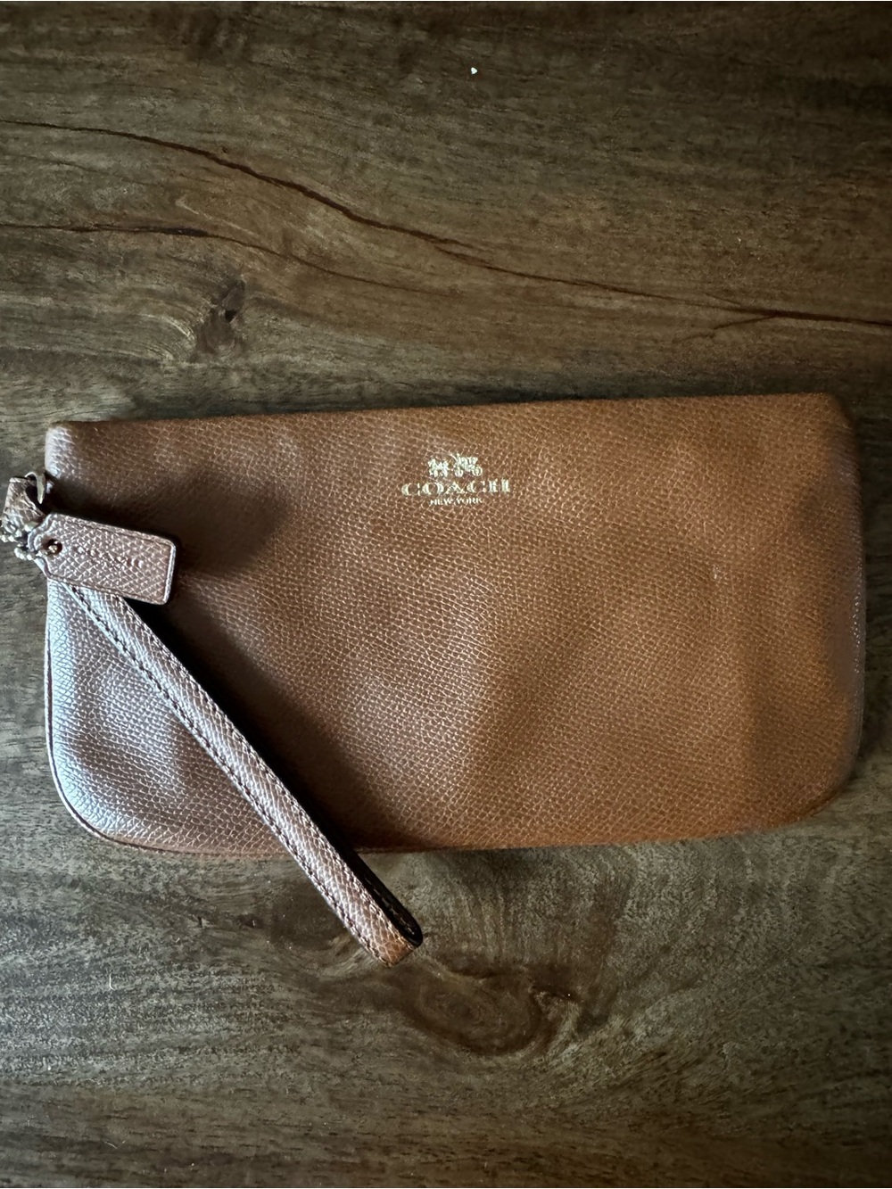 Coach F65555 Brown Crossgrain Leather Large Wristlet Clutch